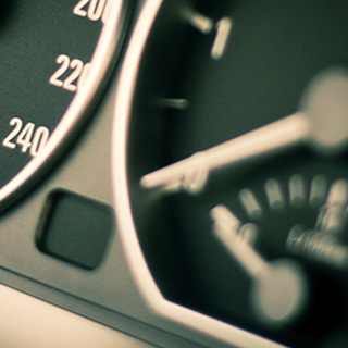 轰炸电话网页版